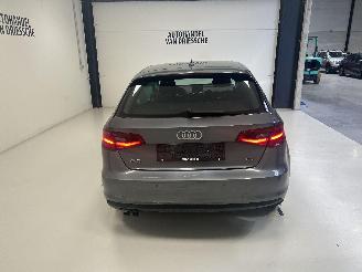 Audi A3 S-TRONIC picture 5