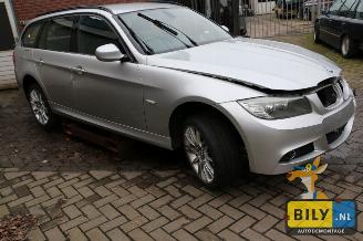 Salvage car BMW 3-serie E91 318i \'11 2011/3