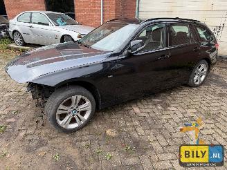 Auto da rottamare BMW 3-serie F31 320XD N47D20C Black sapphire metallic 2013/1