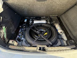 Volvo Xc-60 T6 ultra dark awd / Panorama/ Luchtvering picture 22