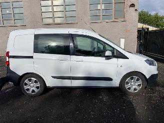 Avarii auto utilitare Ford Courier 1.5 TDCI 2015/2