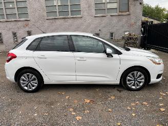 uszkodzony samochody osobowe Citroën C4 FEEL 2014/10