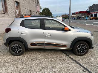 uszkodzony samochody osobowe Dacia Spring COMFORT PLUS 2021/12