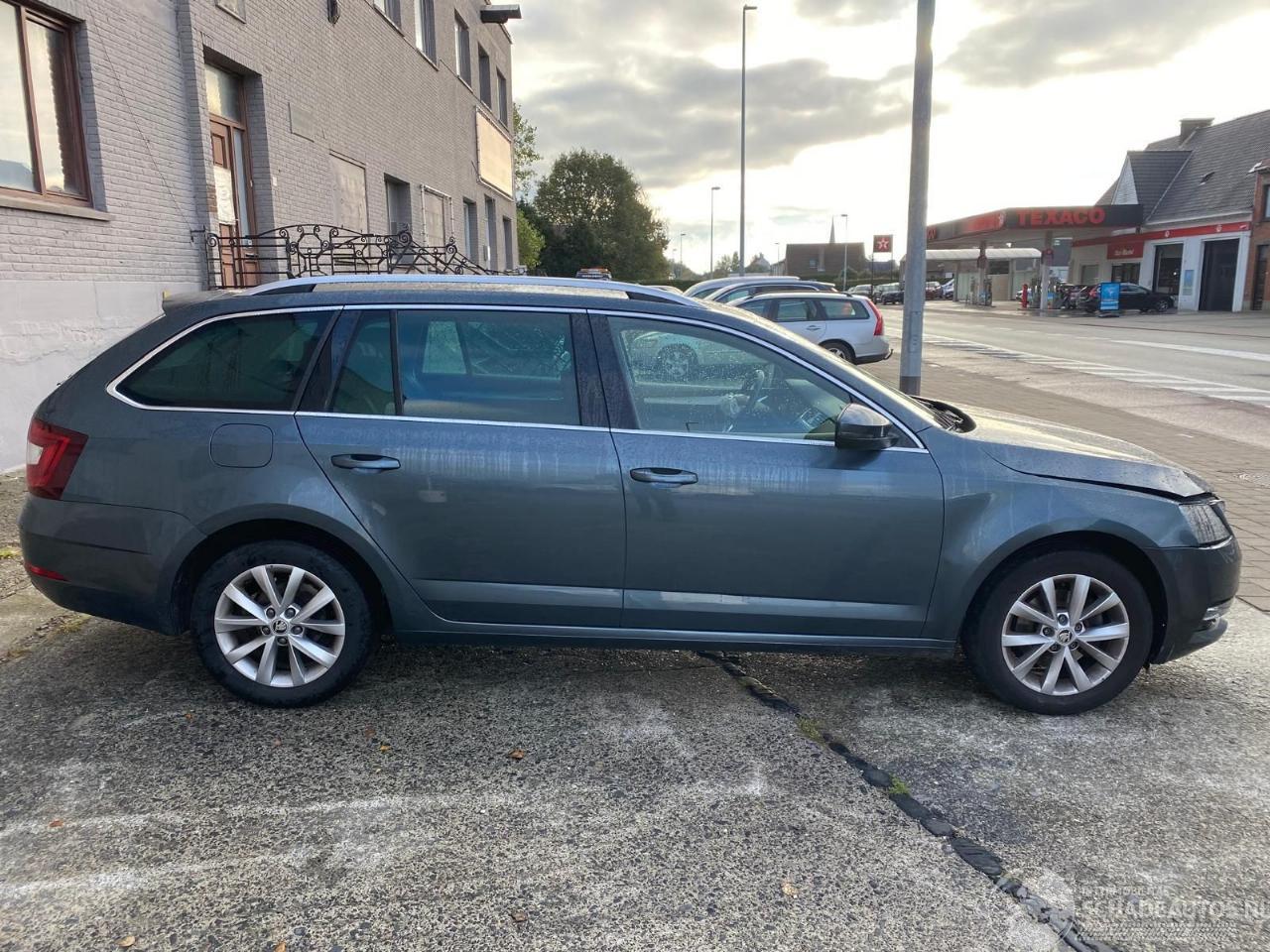Skoda Octavia AMBITION