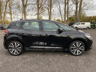 Coche accidentado Renault Scenic IV INTENS 2017/6