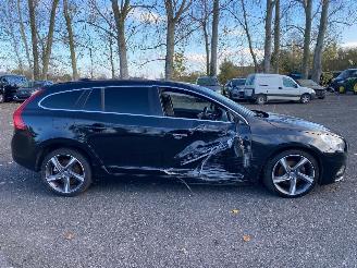  Volvo V-60 V 60 R-DESIGN 2012/9