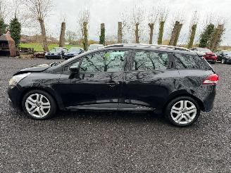 Renault Clio IV GRANDTOUR picture 10