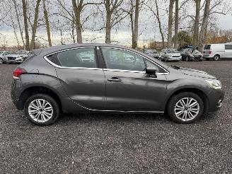 skadebil auto DS Automobiles DS 4 SO CHIC 2016/11