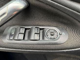 Ford Galaxy GHIA picture 33