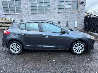 krockskadad bil auto Renault Mégane III ZEN 2014/5