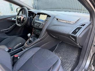 Ford Focus ST-LINE picture 23