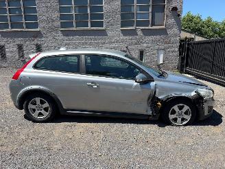 krockskadad bil bromfiets Volvo C-30 C 30 ADVANTAGE 2011/11