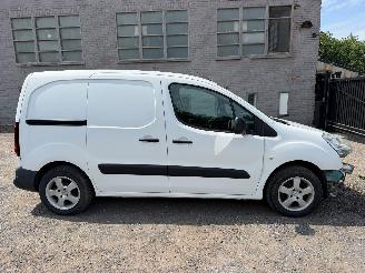 Schade bestelwagen Citroën Berlingo 1.6 HDI 2017/7