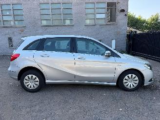 skadebil auto Mercedes B-klasse 1.8 CDTI 2012/1