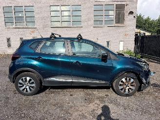 skadebil auto Renault Captur ZEN 2019/9