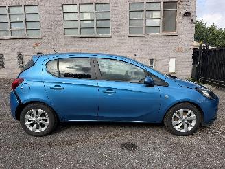 Voiture accidenté Opel Corsa ENJOY 2017/10