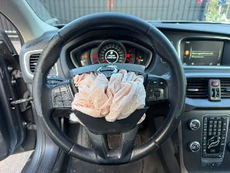 Volvo V-40 V 40 KINETIC picture 25