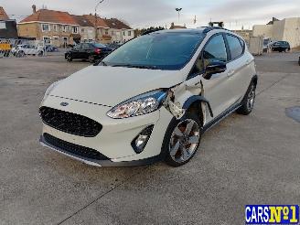 uszkodzony samochody osobowe Ford Fiesta  2020/2