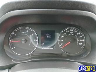 Renault Express  picture 16