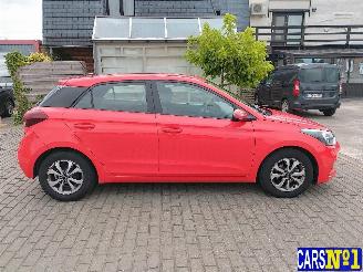 Hyundai I-20  picture 8