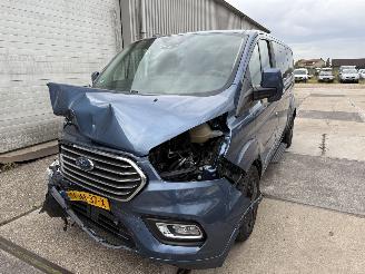 skadebil bedrijf Ford Tourneo Custom 320 2.0 TDCI L2H1 Sport 2020/9