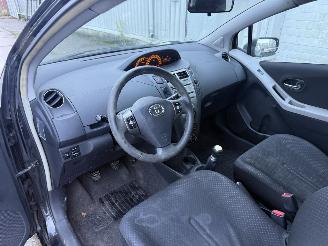 Toyota Yaris 1.0 VVTi Access Airco picture 15