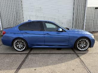 BMW 3-serie 330e Executive M-Sport picture 2