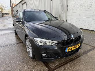 škoda osobní automobily BMW 3-serie 320i X-Drive Touring M-Sport 2016/3