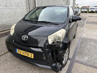 Coche accidentado Toyota iQ 1.0 VVTi Comfort 2009/2