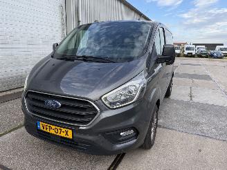 krockskadad bil bedrijf Ford Transit Custom 280 2.0 TDCI 130PK Limited Navigatie 2020/3