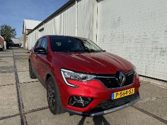 Vaurioauto  passenger cars Renault Arkana 1.3 TCe Intens Automaat 2021/6
