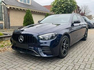 Vaurioauto  passenger cars Mercedes E-klasse 300 de AMG LINE NIGHT NAVI CAMERA WIDESCREEN 2020/11