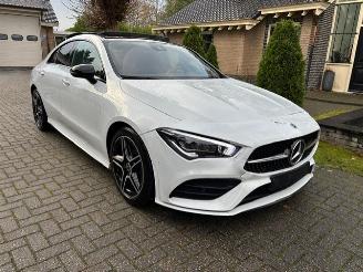 skadebil auto Mercedes Cla-klasse 180 AMG LINE PANO NAVI CAMERA 2022/1