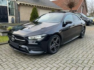 krockskadad bil auto Mercedes Cla-klasse 180 d AMG LINE PANO NAVI CAMERA LED 2022/7