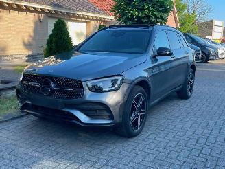Unfallwagen Mercedes GLC 200d 4MATIC AMG LINE PANO NIGHT LED 2020/9
