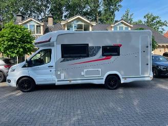 krockskadad bil camper Ford  CHALLENGER 260 GRAPHITE ULTIMATE M24 2023/8