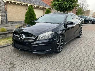 Unfallwagen Mercedes A-klasse 200 AMG LINE NAVI PDC 2014/1