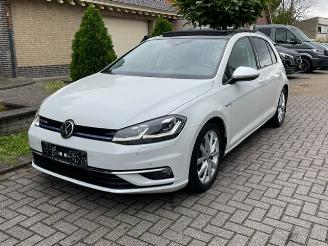 Auto incidentate Volkswagen Golf 1.5 TSI DSG PANO CAMERA NAVI 2019/4