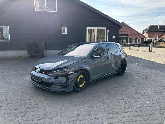 skadebil auto Volkswagen Golf GTI TCR 300 PK PANO AUTOMAAT NAVI LEER CLIMA CAMERA B.J 2019 2019/3