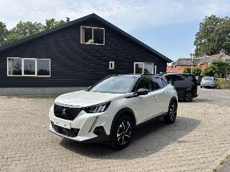 Avarii autoturisme Peugeot 2008 AUTOMAAT GT LINE 130 PK NAVI CLIMA CAMERA LED CRUISE B.J 2022.  38 dkm 2022/5