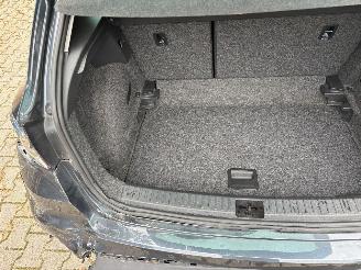 Seat Arona TSI STYLE 110 PK NAVI CLIMA CAMERA LED CRUISE PDC VIRTUEEL DASH B.J 2024 picture 32