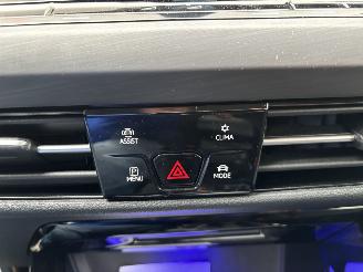 Volkswagen e-Golf HYBRIDE PLUG IN AUTOMAAT NAVI CLIMA CAMERA VIRT DASH LED B.J 2023 picture 19