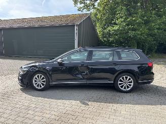 Volkswagen Passat GTE AUTOMAAT NAVI CLIMA CAMERA LED PDC B.J 2022 picture 12