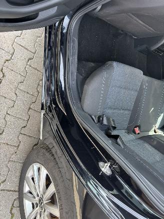 Volkswagen Passat GTE AUTOMAAT NAVI CLIMA CAMERA LED PDC B.J 2022 picture 15