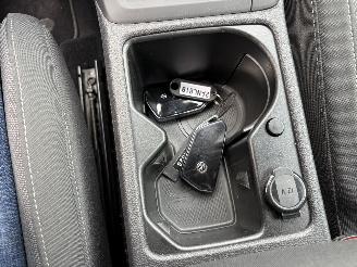 Volkswagen Golf HYBRIDE 1.4 PLUG IN AUTOMAAT NAVI CLIMA CAMERA LED PDC B.J 2021 picture 14