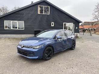 Damaged car Volkswagen Golf 8.5 FACELIFT 1.5 NAVI CLIMA CAMERA LED VIRT DASH B.J 12-2024 2024/12