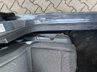 Volkswagen Golf 8 TSI EDITION 110 PK NAVI CLIMA CAMERA VIRTUEEL DASH LED B:J 2023 picture 17