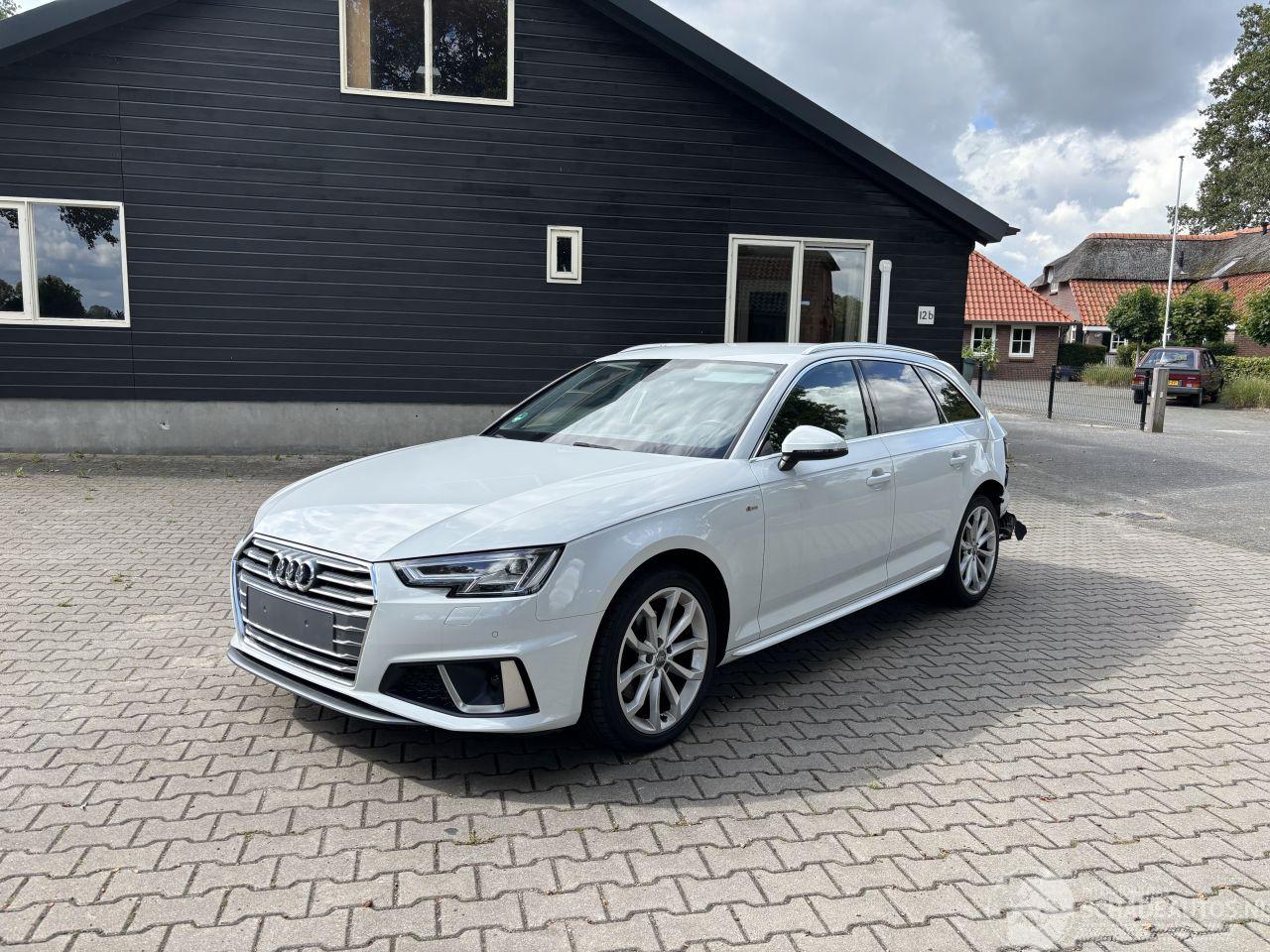 Audi A4 Avant 2.0 S-LINE AUTOMAAT SPORT NAVI CLIMA LED PDC B.J 06-2019