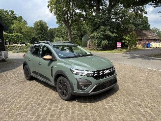 Dacia Sandero FACELIFT STEPWAY EXTREEM NAVI CLIMA CAMERA LED CRUISE B.J 2024 picture 3