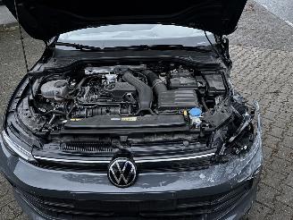 Volkswagen Golf 8,5 eTSI 1.5 HYBRIDE AUTOMAAT NAVI CLIMA CAMERA LED VIRT DASH TREKHAAK B.J 12-2024 picture 14